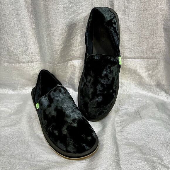 Sanuk Donna Cruz Black Crushed Velvet Slip On Women's Size 9 - Picture 1 of 7